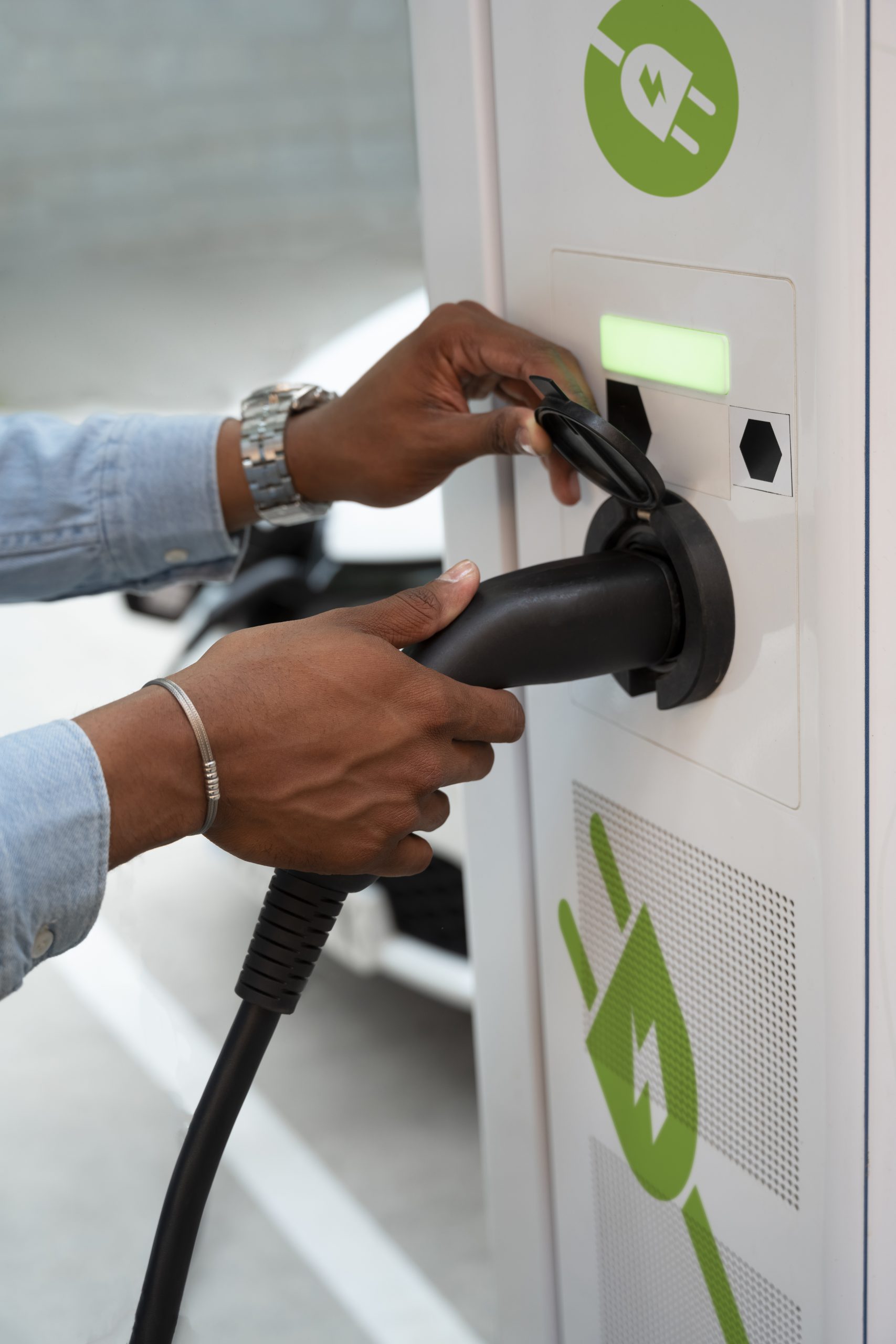 Borne recharge véhicule électrique